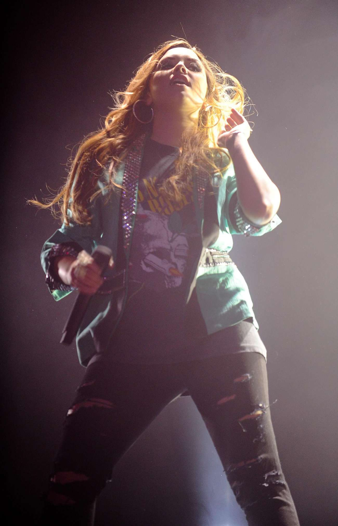 Demi Lovato - Performing in Buenos Aires